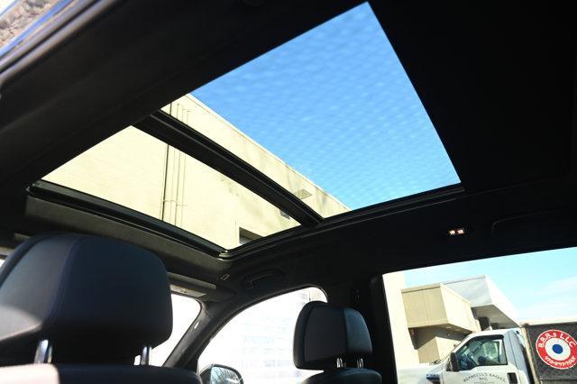 Photo of 2023 Tanzanite Blue II Metallic BMW X7