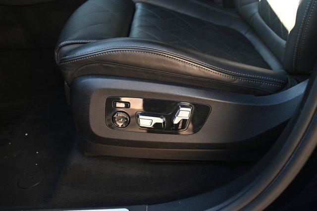 Photo of 2023 Tanzanite Blue II Metallic BMW X7