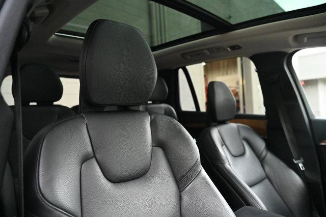 Photo of 2022 Black Volvo XC90