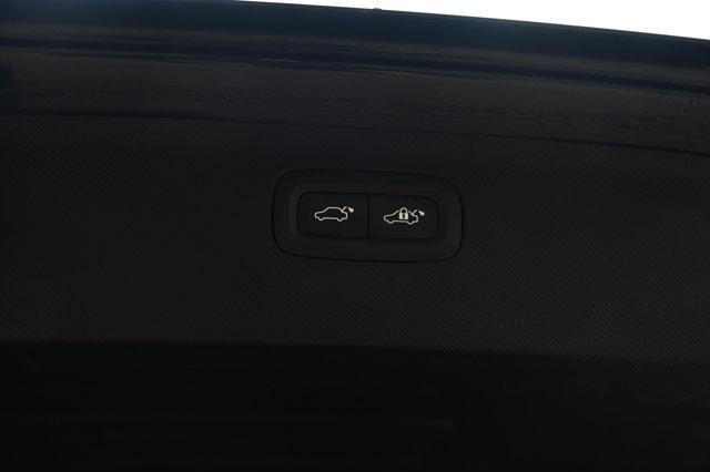 Photo of 2022 Black Volvo XC90