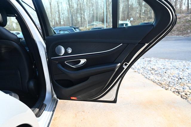 Photo of 2017 Silver Mercedes-Benz E-Class