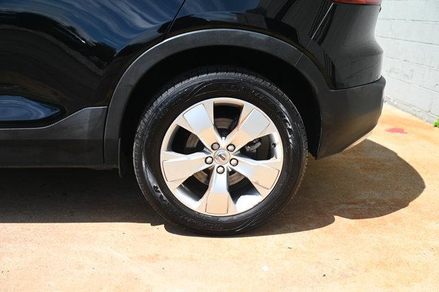 Photo of 2022 Black Volvo XC40