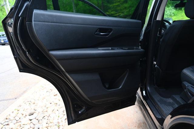 Photo of 2023 Super Black Nissan Pathfinder