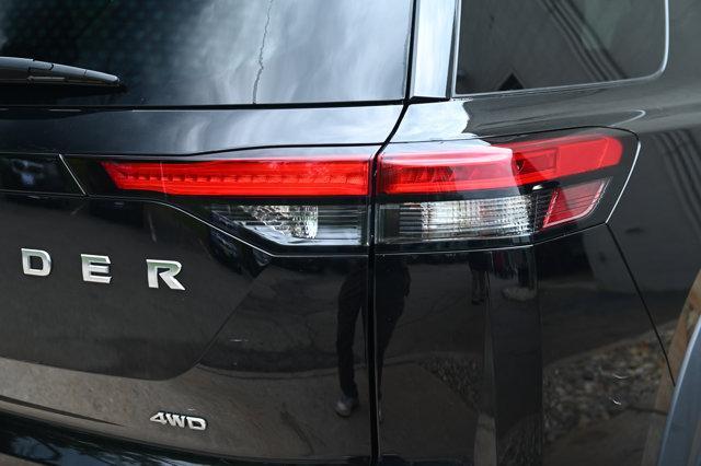 Photo of 2023 Super Black Nissan Pathfinder