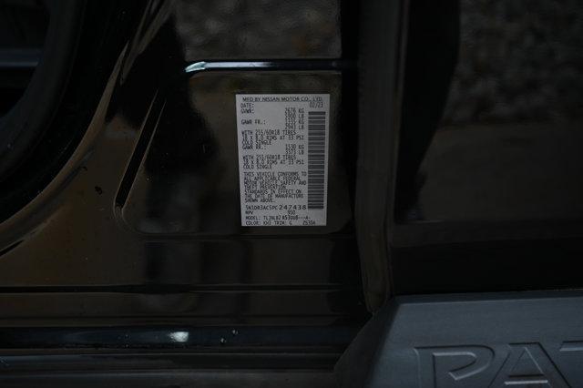 Photo of 2023 Super Black Nissan Pathfinder