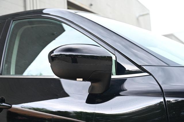 Photo of 2023 Super Black Nissan Pathfinder