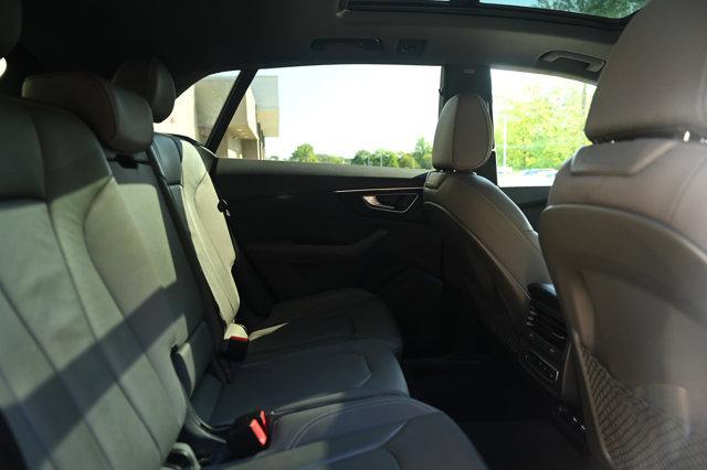 Photo of 2020 Gray Metallic Audi Q8