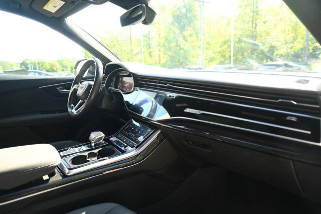 Photo of 2020 Gray Metallic Audi Q8