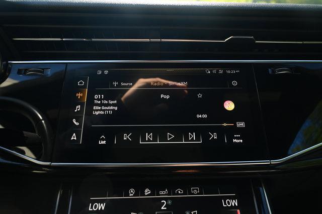 Photo of 2020 Gray Metallic Audi Q8