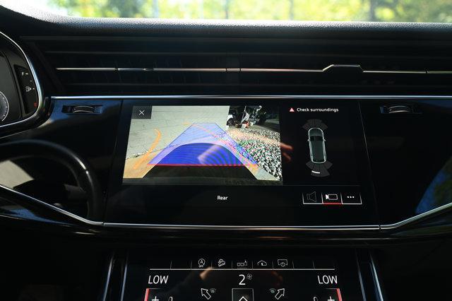 Photo of 2020 Gray Metallic Audi Q8