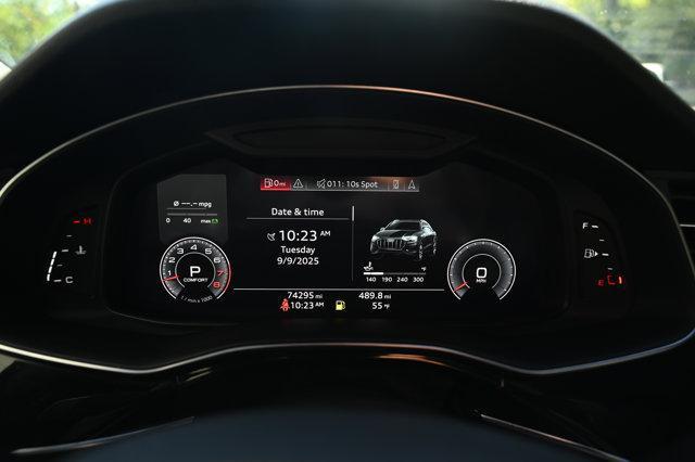 Photo of 2020 Gray Metallic Audi Q8