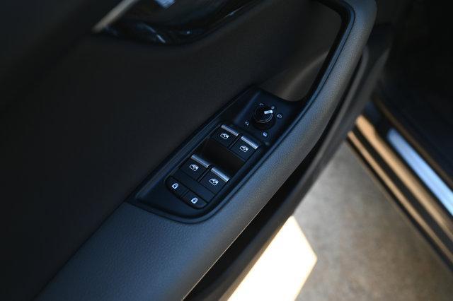 Photo of 2020 Gray Metallic Audi Q8