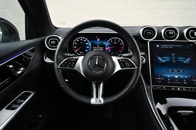 Photo of 2024 Black Mercedes-Benz GLC 300