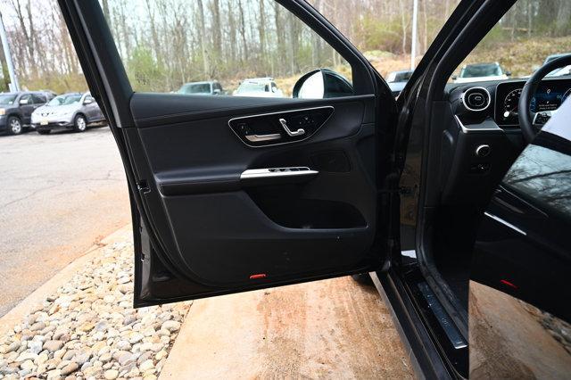 Photo of 2024 Black Mercedes-Benz GLC 300