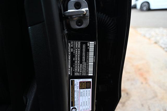 Photo of 2024 Black Mercedes-Benz GLC 300