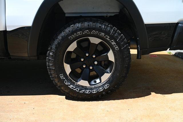 Photo of 2020 Bright White Clearcoat RAM 1500