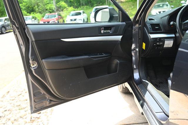 Photo of 2012 Graphite Gray Metallic Subaru Outback