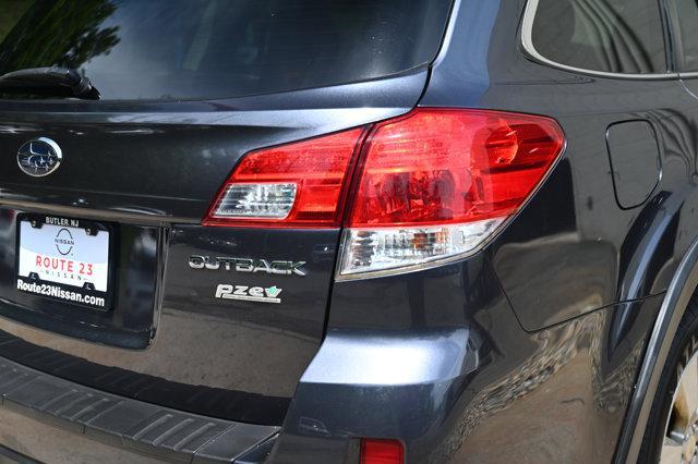 Photo of 2012 Graphite Gray Metallic Subaru Outback
