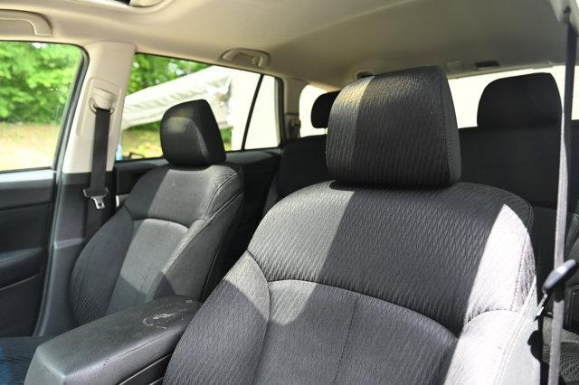 Photo of 2012 Graphite Gray Metallic Subaru Outback