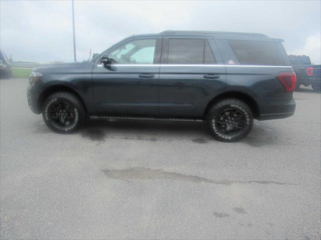 Photo of 2024 Stone Blue Metallic Ford Expedition