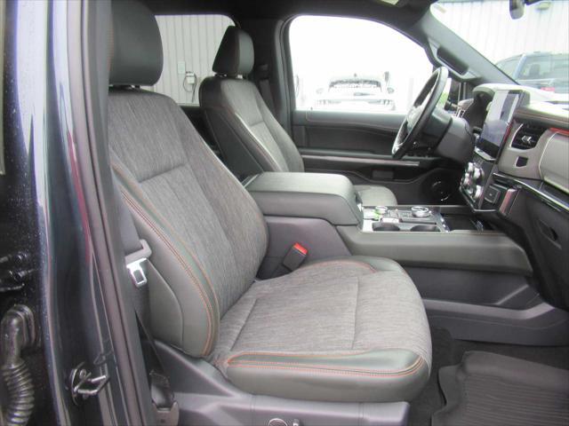 Photo of 2024 Stone Blue Metallic Ford Expedition
