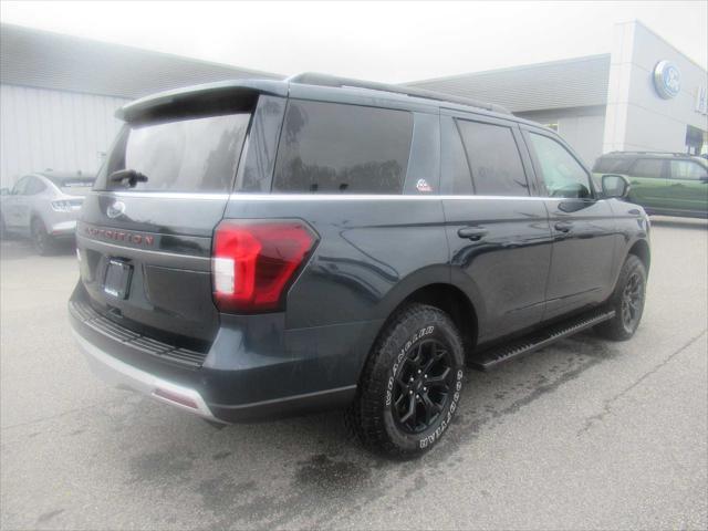 Photo of 2024 Stone Blue Metallic Ford Expedition