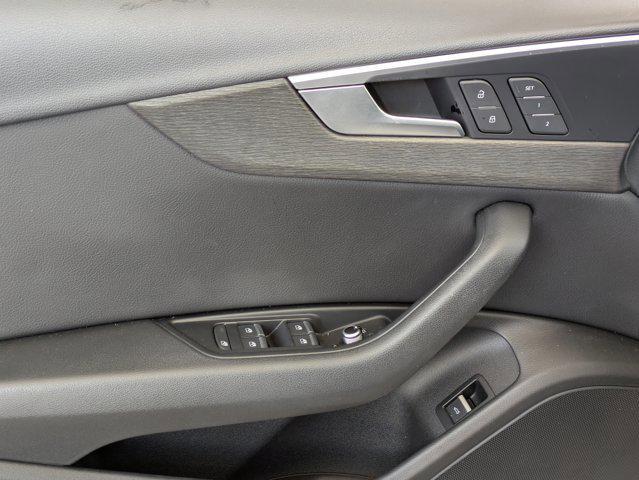 Photo of 2017 Florett Silver Metallic Audi A4