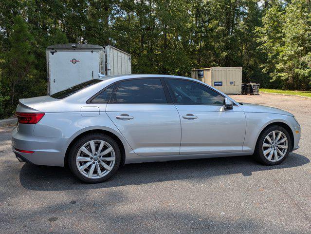 Photo of 2017 Florett Silver Metallic Audi A4