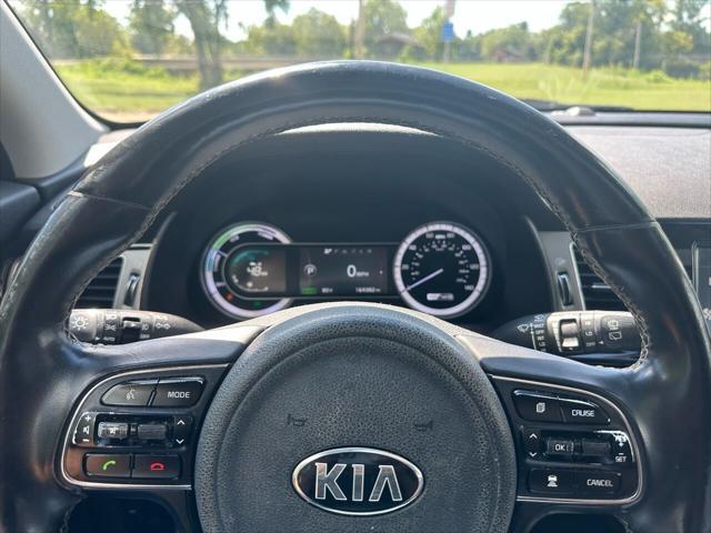 Photo of 2017 Rich Espresso Kia Niro