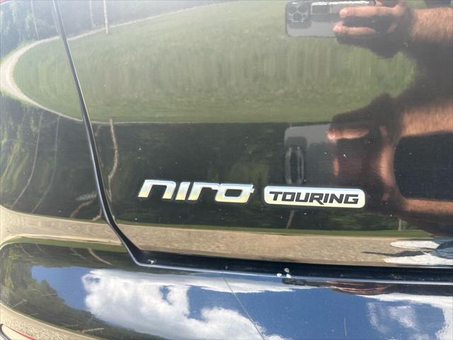 Photo of 2017 Rich Espresso Kia Niro