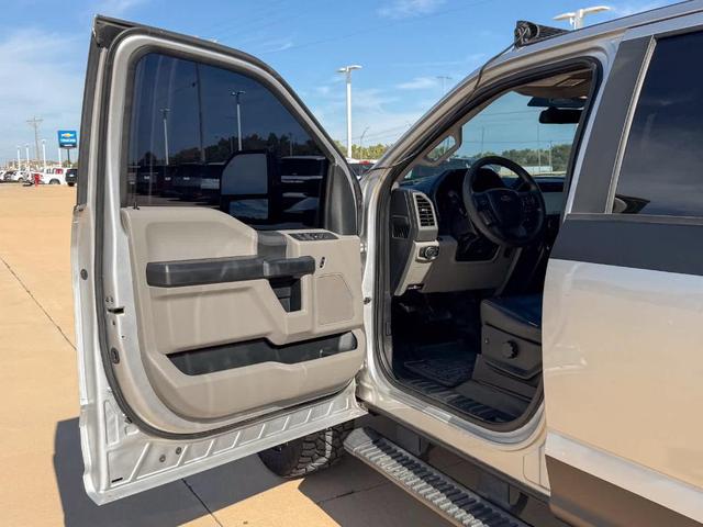 Photo of 2017 Ingot Silver Metallic Ford F-250