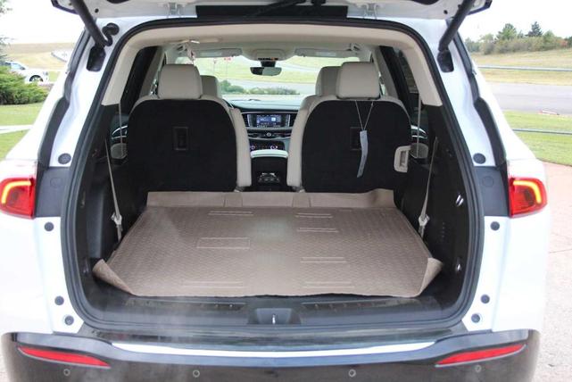 Photo of 2022 White Frost Tri-Coat Buick Enclave