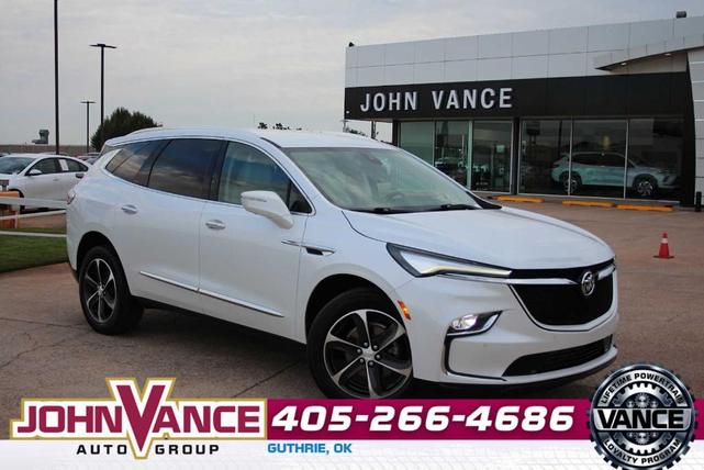 Photo of 2022 White Frost Tri-Coat Buick Enclave