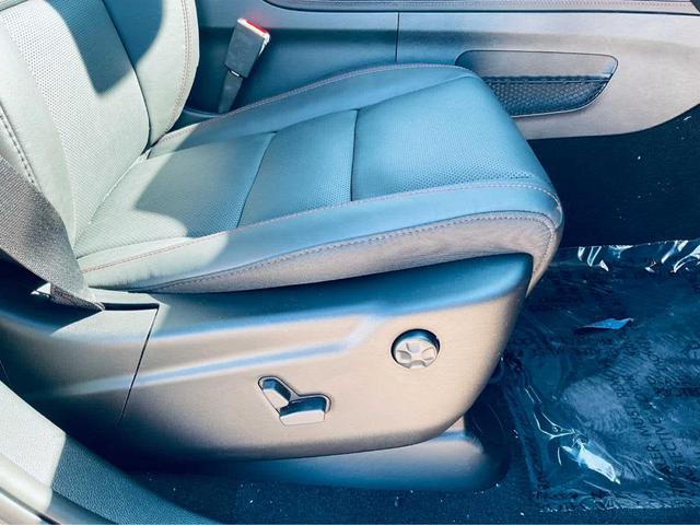 Photo of 2025 Vapor Gray Dodge Durango