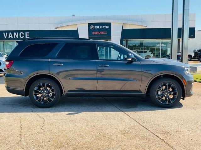 Photo of 2025 Vapor Gray Dodge Durango