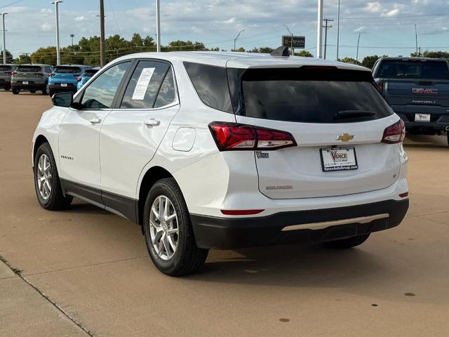 Photo of 2022 Summit White Chevrolet Equinox