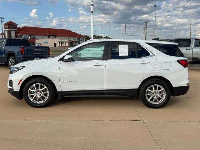 Photo of 2022 Summit White Chevrolet Equinox
