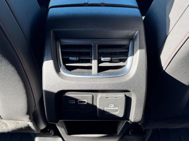 Photo of 2023 Iridescent Pearl Tricoat Chevrolet Blazer