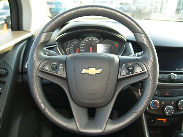 Photo of 2022 Summit White Chevrolet Trax