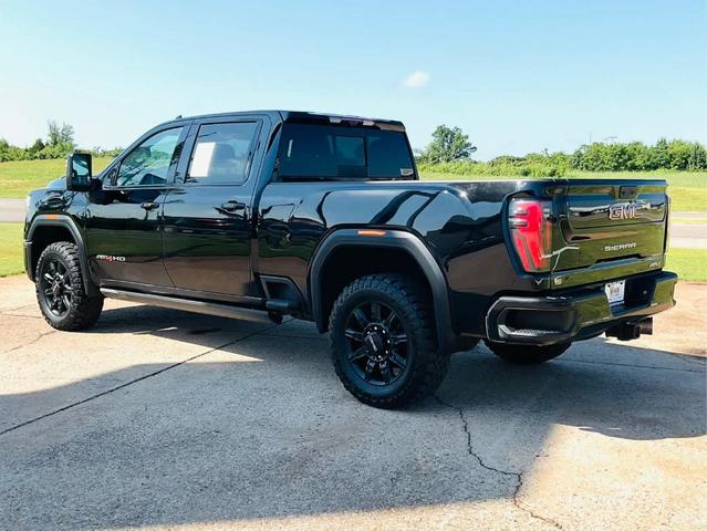 Photo of 2024 Onyx Black GMC Sierra 2500