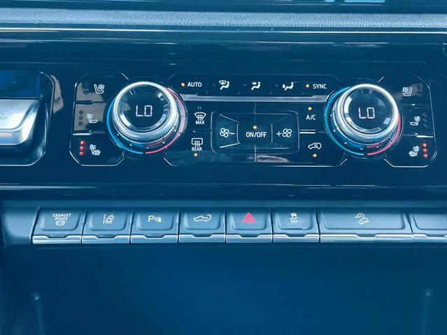 Photo of 2024 Onyx Black GMC Sierra 2500