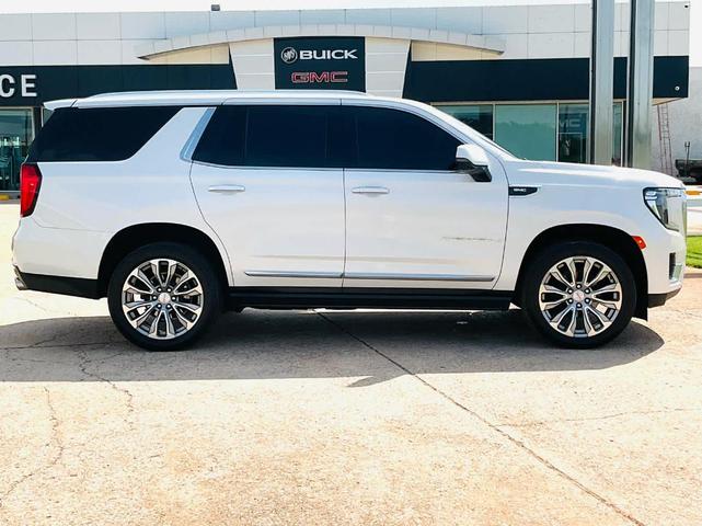 Photo of 2021 White Frost Tri-Coat GMC Yukon