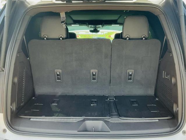 Photo of 2021 White Frost Tri-Coat GMC Yukon