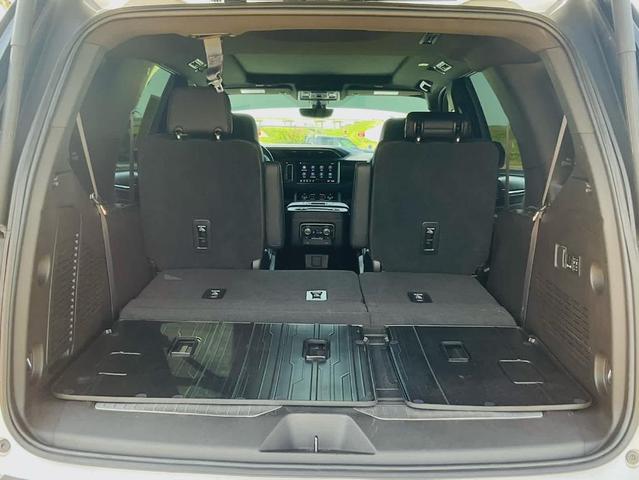 Photo of 2021 White Frost Tri-Coat GMC Yukon