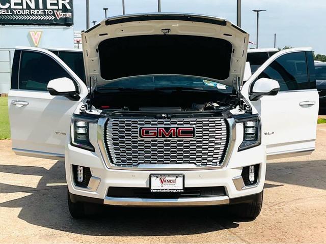 Photo of 2021 White Frost Tri-Coat GMC Yukon
