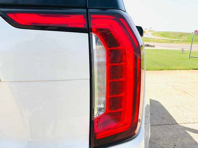 Photo of 2021 White Frost Tri-Coat GMC Yukon