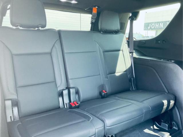 Photo of 2021 White Frost Tri-Coat GMC Yukon