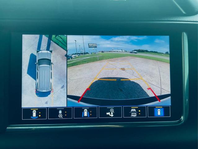 Photo of 2021 White Frost Tri-Coat GMC Yukon