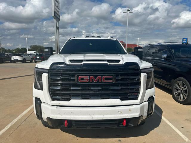 Photo of 2024 Summit White GMC Sierra 2500