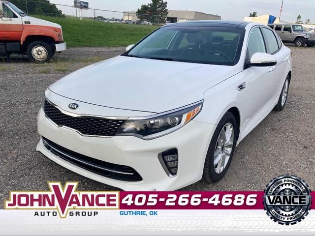 Photo of 2018 Snow White Pearl Kia Optima